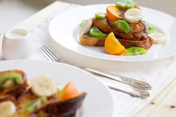 French toasts with fruits