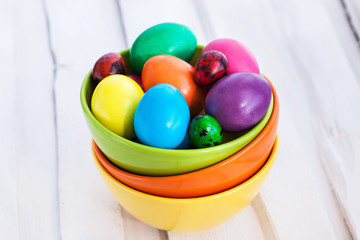 Fototapeta na wymiar Colorful painted Easter eggs