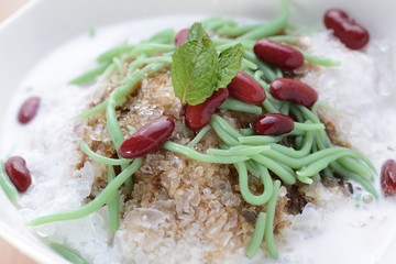 Closeup of cendol dessert with gula Melaka syrup