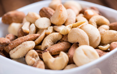 Roasted and salted nuts (mixed)