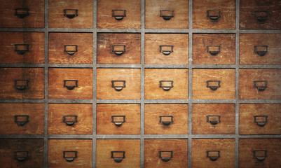 Apothecary wood chest with drawers