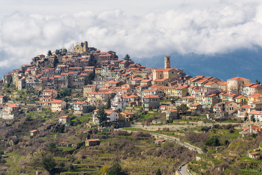 View of the village of Bajardo