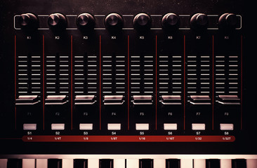 Dusty Midi Controller Knobs