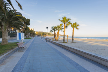 Paseo marítimo de Benicassim (Castellón, España).
