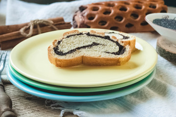 cake with poppy seeds