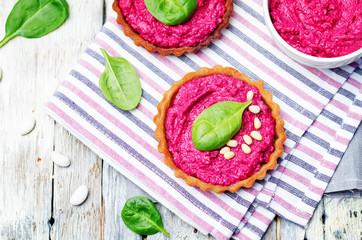 beet white bean hummus rye tartlets