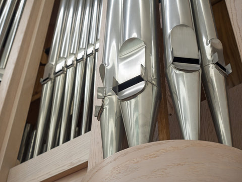 Orgel - Orgelbau - T&ouml;ne - Intonation - Stimmen - Spektrum