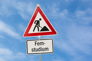 Schild 77 - Fernstudium
