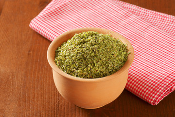 Dried Marjoram leaves