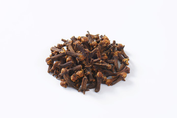 Dried cloves
