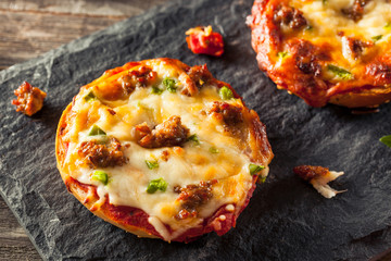 Sausage and Pepper Pizza Bagels