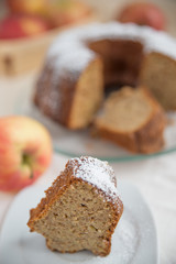 Apfel Gugelhupf