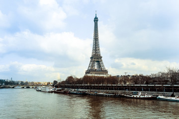 Fototapeta na wymiar The Eiffel Tower
