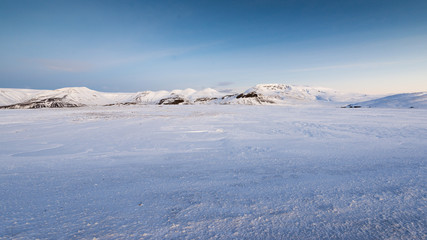 Fototapeta na wymiar Winterworld Iceland, mountains and snow