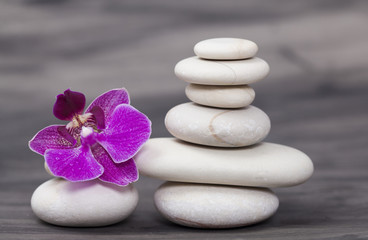 White spa stones and oriental flower
