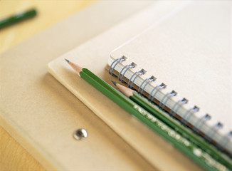 ノートと鉛筆