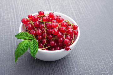 Fresh red currants