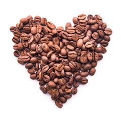 Obraz premium Heart shape of roasted beans