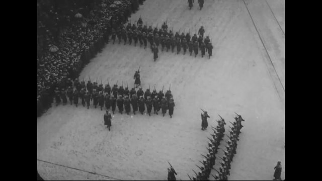 Huge parades of soldiers in American cities prior to World War One.