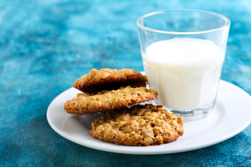 Peanut butter oatmeal cookies
