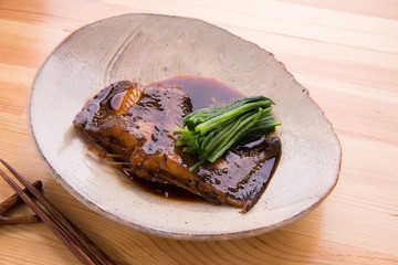 かれいの煮付け（国産赤カレイ）