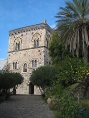 Palais Saint Etienne &agrave; Taormina