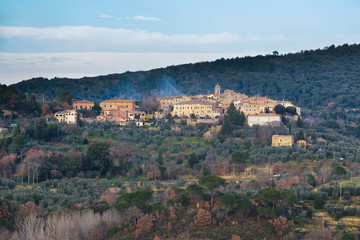 Fototapeta na wymiar City in Tuscany, Castelmuzio