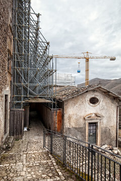  lavori di riparazione dopo il sisma