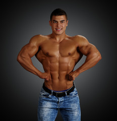 Obraz premium Ideal strong man