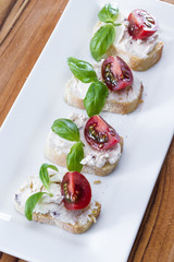 goat cheese and tomato appetizer