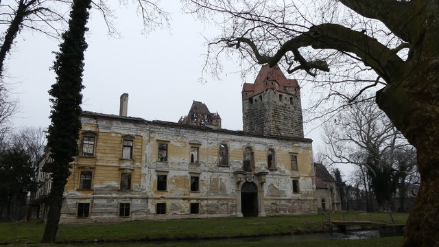 Schlossruine Pottendorf