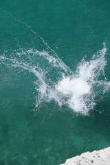 Naklejka premium Sprung ins Wasser