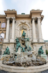 Fototapeta na wymiar Matthias Corvinus fountain