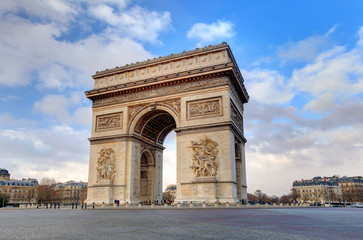 Fototapeta na wymiar Arc de triomphe Paris city at day