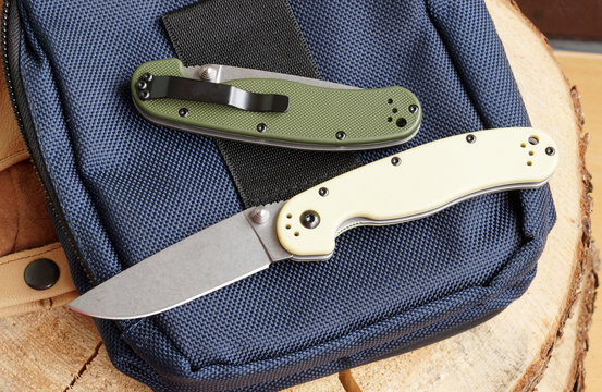 Knife the folding exclusive