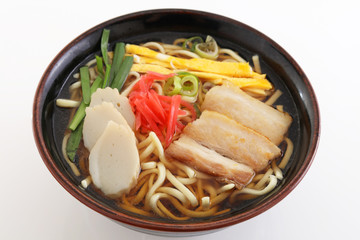 沖縄料理の沖縄そば