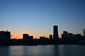 Fototapeta premium 横浜 みなとみらいの夕景・夜景