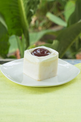 Mini cake with Blueberry jam topping