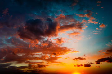 Obraz na płótnie Canvas Beautiful sunset