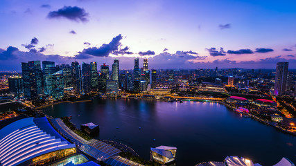 Fototapeta na wymiar シンガポール・経済地区の高層ビル群