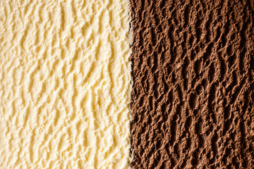 Chocolate and vanilla bourbon ice creams