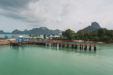 Obraz premium View to the ferry port in Donsak in Surat Thani province, Thailand.