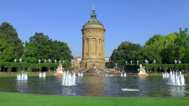 Der Mannheimer Wasserturm (Mannheim 10)