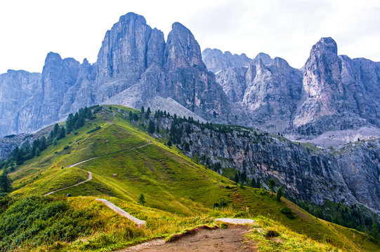 The Great Dolomite Road