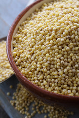 healthy uncooked millet grains