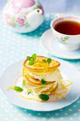 pancakes with lemon cream