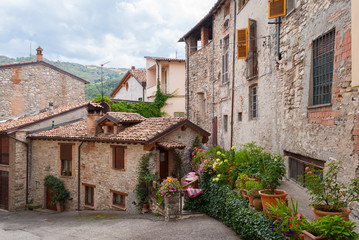 Fototapeta na wymiar Glimpse of a typical medieval village in Italy (Bobbio, Emilia Romagna)