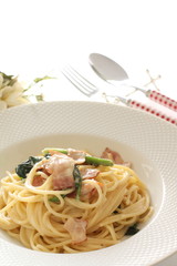 bacon and spinach pasta