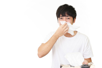 風邪に罹患した男性