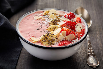 bowl of breakfast smoothie